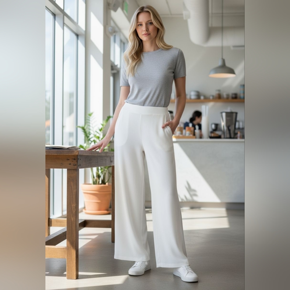 🎉 3/$60 Aritzia Wilfred White Wide Leg Faun Pants In Size Medium